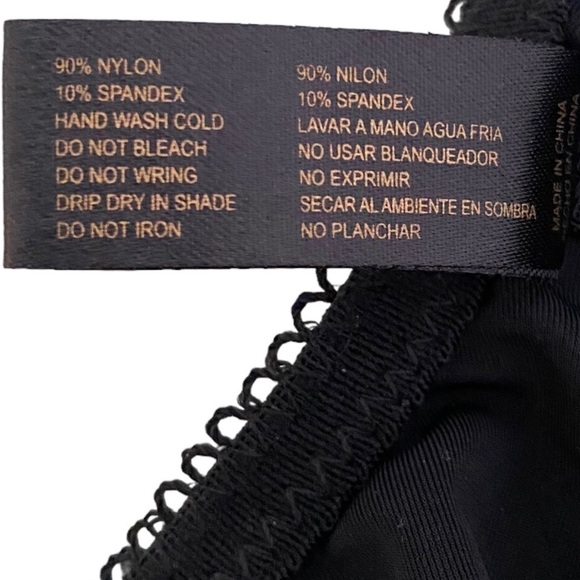 BODY Shaper by Marilyn Monroe. Sexy and does the trick. Hook & eye closure M
C - Picture 10 of 10